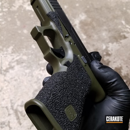 Powder Coating: Glock,Mil Spec O.D. Green H-240,Pistol,Glock 19