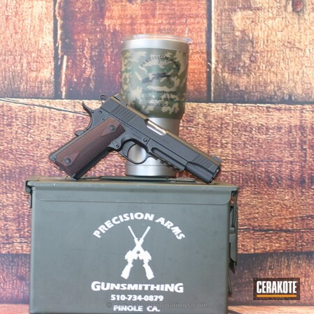 Powder Coating: Armor Black H-190,Colt 1911 Cerakote,Custom Wood Grips