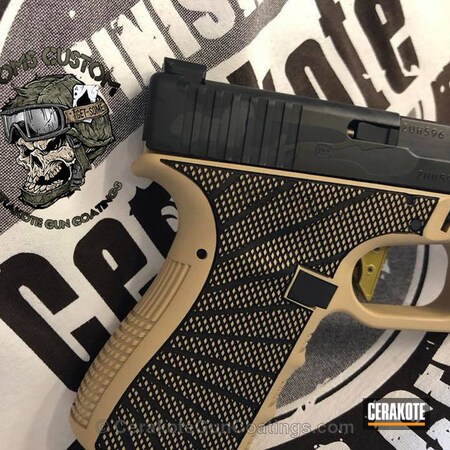 Powder Coating: Graphite Black H-146,Glock,FS BROWN SAND H-30372,Pistol,MultiCam,Glock 19,Laser,Laser Stippled,Bull Shark Grey H-214