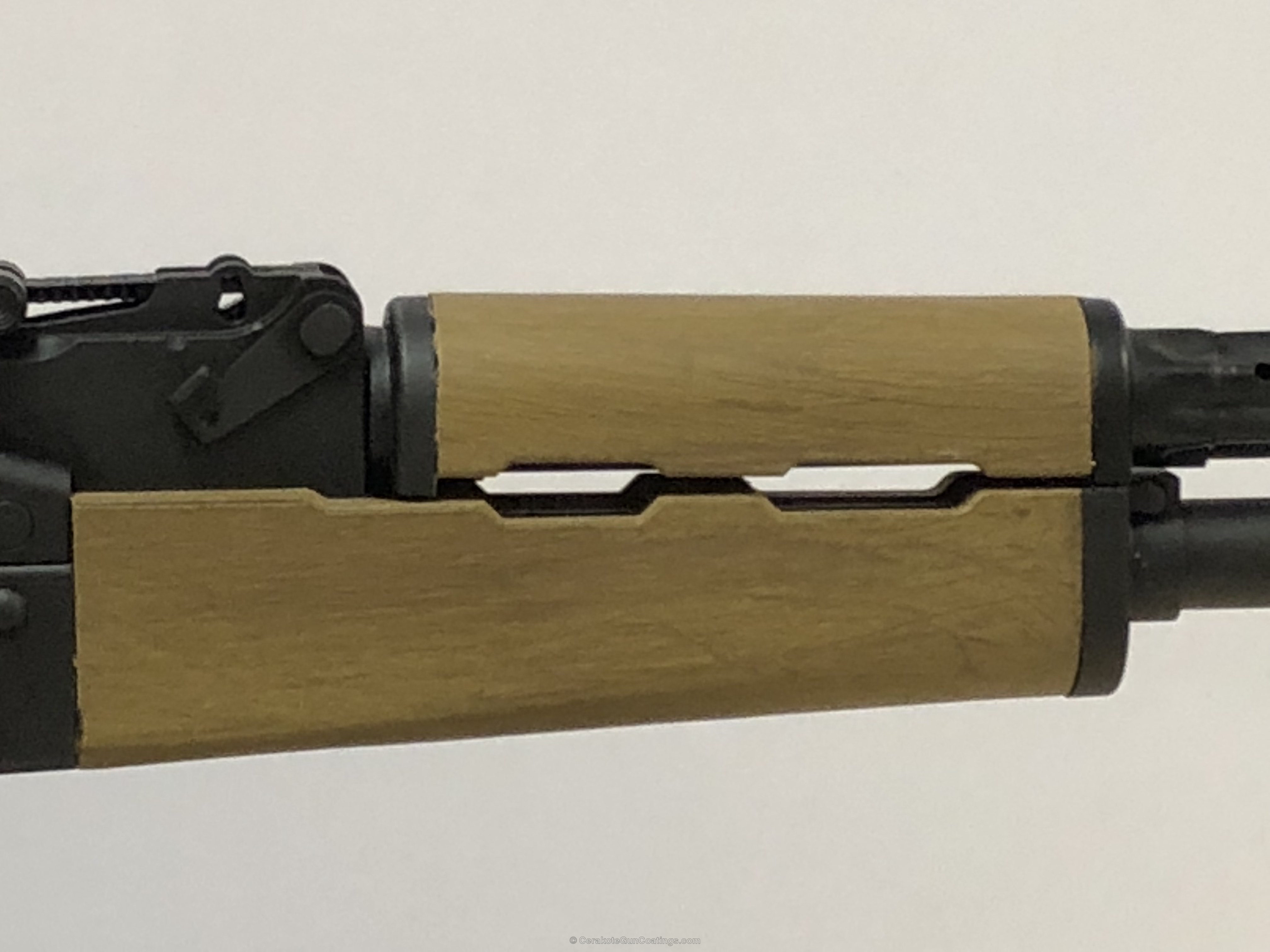 AK Rifle done in H-8000 RAL 8000 and H-267 MagPul Flat Dark Earth