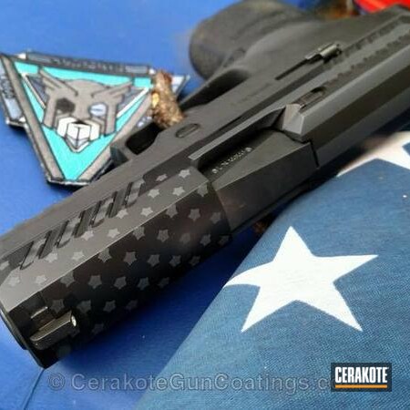 Powder Coating: 9mm,Sig Sauer,Sig Sauer P320,Pistol,Sig P320,Armor Black H-190,Sniper Grey H-234,American Flag,P320,US Flag