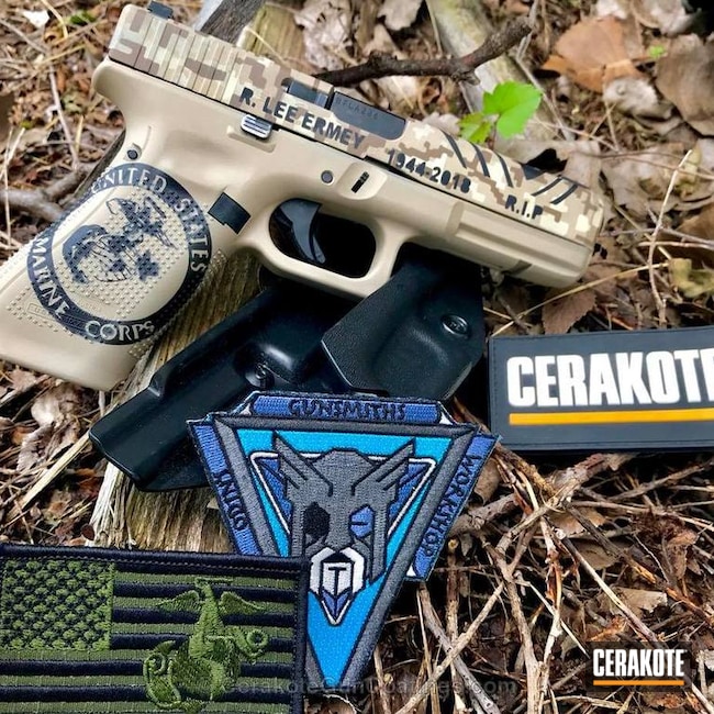 Cerakoted: Custom Mix,9mm,Gunny,MAGPUL® FLAT DARK EARTH H-267,Marine Corps,Armor Black H-190,Pistol,Glock,Glock 17,Marines,Marine Corp Logo,Light Sand H-142