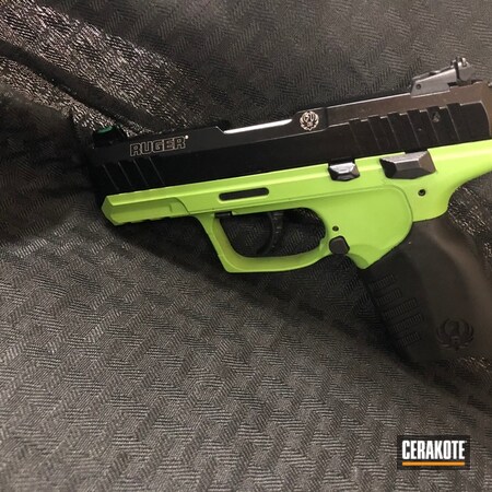 Powder Coating: Polymer Frame,Two Tone,Zombie Green H-168,Frame,Pistol,Ruger,Ruger SR22