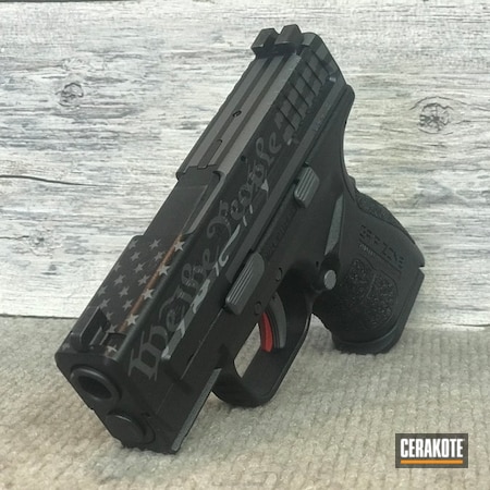 Powder Coating: Graphite Black H-146,Pistol,Springfield XD,Springfield Armory,US Flag,American Flag,Tactical Grey H-227