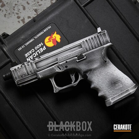 Powder Coating: Glock,Distressed,Pistol,Armor Black H-190,Stormtrooper White H-297,Glock 19,Stippled