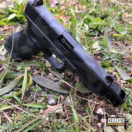 Powder Coating: Graphite Black H-146,Glock,Mil Spec O.D. Green H-240,Sharp Edge Camo,Pistol,Sniper Grey H-234,Glock 17,Splinter Camo