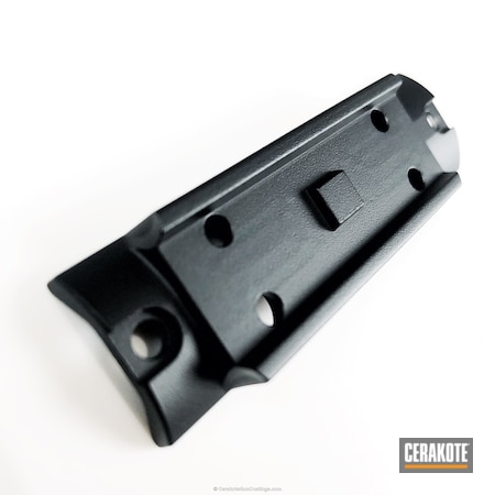 Powder Coating: Armor Black H-190,Scope Mount,Aimpoint
