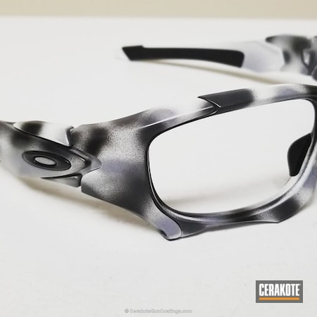 Powder Coating: Sunglasses,Graphite Black H-146,Stormtrooper White H-297,Glasses,More Than Guns,Oakley