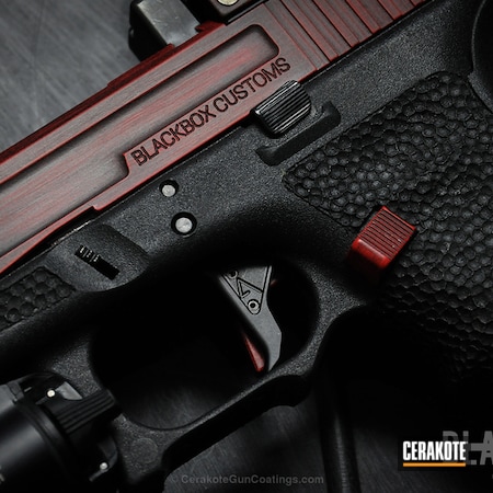 Powder Coating: Graphite Black H-146,Glock,Distressed,Pistol,USMC Red H-167,Stippled