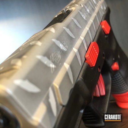 Powder Coating: Diamond Plate,Graphite Black H-146,Gloss Black H-109,Pistol,Springfield XD,Springfield Armory,Shimmer Aluminum H-158,FIREHOUSE RED H-216,SAVAGE® STAINLESS H-150