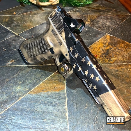 Powder Coating: Graphite Black H-146,Glock,Pistol,American Flag,Battleworn,MAGPUL® FLAT DARK EARTH H-267,Glock 40
