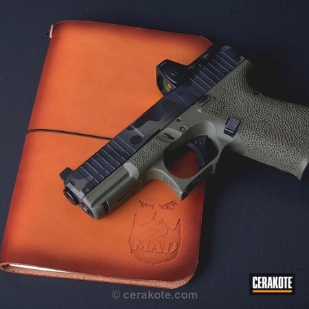 Powder Coating: Graphite Black H-146,Glock,Handguns,Pistol,MAGPUL® FOLIAGE GREEN H-231,MultiCam,Glock 19,Camo,Sniper Grey H-234,MAD Land Camo