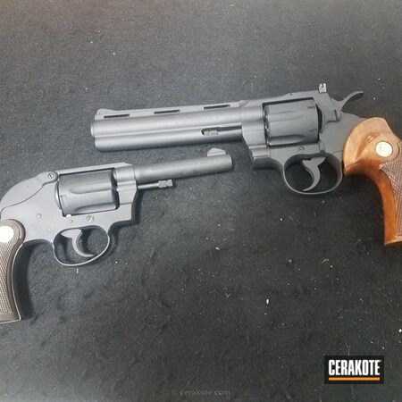 Powder Coating: Graphite Black H-146,Revolver,Colt
