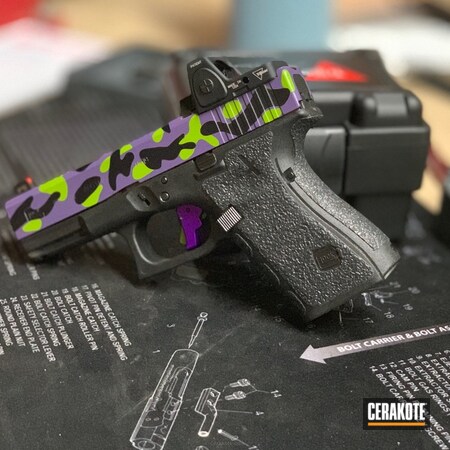 Powder Coating: Glock,Zombie Green H-168,Pistol,Glock 19,Camo,Bright Purple H-217