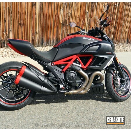 Powder Coating: Motorcycles,High Temperature Coating,Ducati,BLACK VELVET C-7300,STOPLIGHT RED C-143,Exhaust,C-7300 Black Velvet