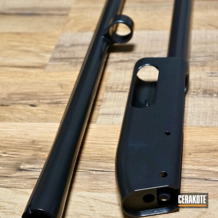 Powder Coating: Wingmaster,Shotgun,Gloss Black H-109,Remington 870
