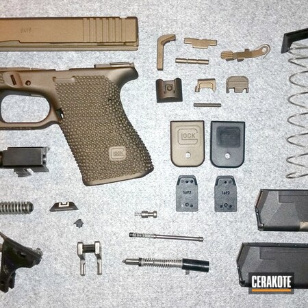 Powder Coating: Graphite Black H-146,Glock,Two Tone,Pistol,Glock 19,Burnt Bronze H-148,Stippled