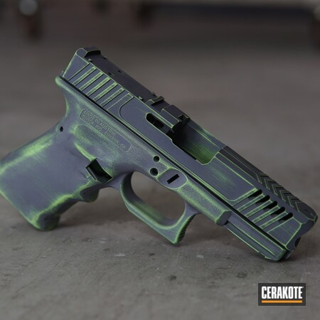 Powder Coating: Glock,Zombie Green H-168,Pistol,SIG™ DARK GREY H-210,Battleworn
