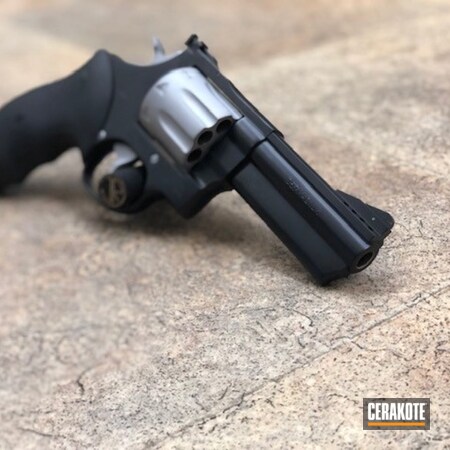 Powder Coating: Two Tone,BLACKOUT E-100,Crushed Silver H-255,Revolver