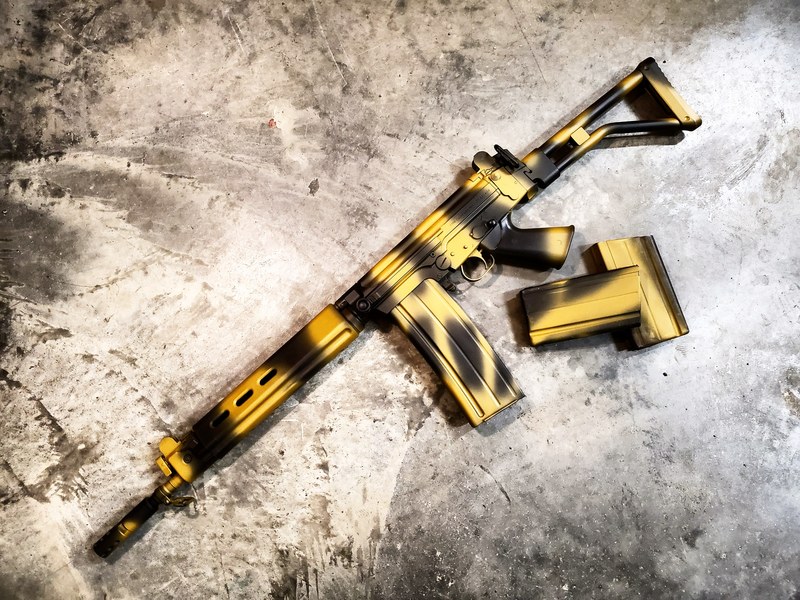 Rhodesian Camouflage themed Cerakote on this DSA FAL Paratrooper by ...