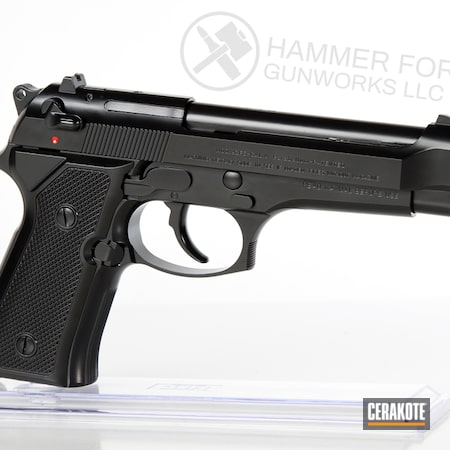 Powder Coating: 9mm,Cerakote Elite Series,BLACKOUT E-100,Handguns,Pistol,Beretta,Beretta 92 Cerakote,Beretta M9