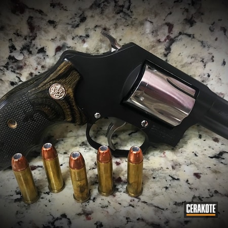 Powder Coating: Graphite Black H-146,Smith & Wesson,Revolver,Performance Center