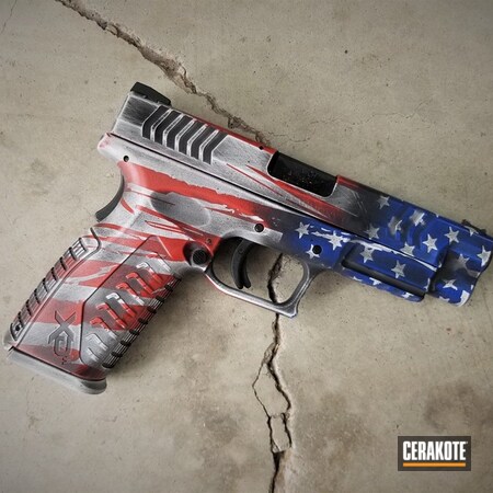 Powder Coating: Graphite Black H-146,Battleworn Flag,NRA Blue H-171,Pistol,America,Springfield XD,Springfield Armory,Patriotic,American Flag,FIREHOUSE RED H-216,Distressed American Flag