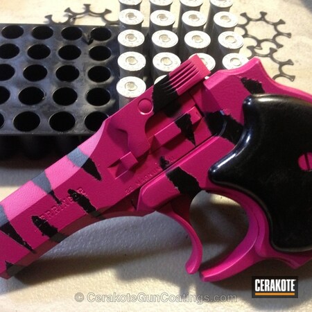 Powder Coating: Graphite Black H-146,Ladies,Handguns,SIG™ PINK H-224,Derringer