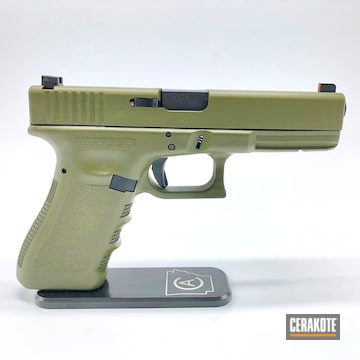 Cerakoted Glock 17 Handgun With H-229 Sniper Green