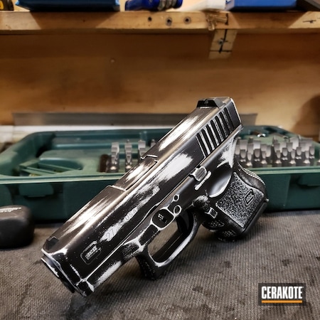 Powder Coating: Graphite Black H-146,Glock,Distressed,Gun Coatings,S.H.O.T,Pistol,Stormtrooper White H-297,Glock 27