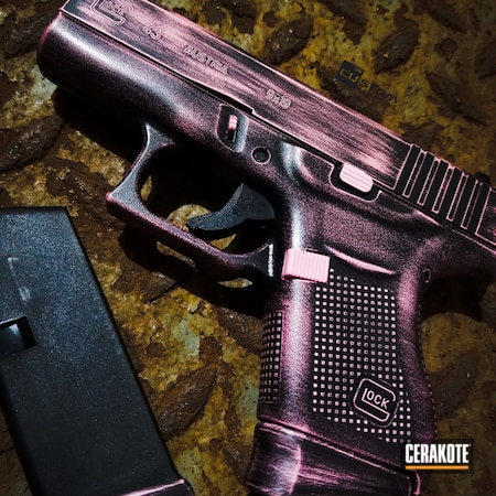 Powder Coating: Glock 43,Glock,Bazooka Pink H-244,Distressed,Gun Coatings,S.H.O.T,Pistol,Armor Black H-190,Battleworn