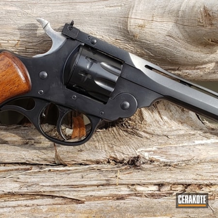 Powder Coating: Gun Coatings,BLACKOUT E-100,S.H.O.T,Refinished,Revolver,.22 LR