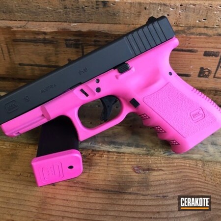 Powder Coating: Glock,Gun Coatings,Two Tone,S.H.O.T,Pistol,Glock 19,Prison Pink H-141