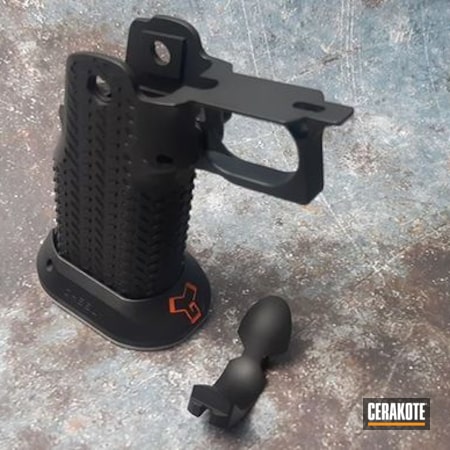 Powder Coating: Hunter Orange H-128,Graphite Black H-146,Gun Coatings,S.H.O.T,Cheely Custom Gunworks,Grips