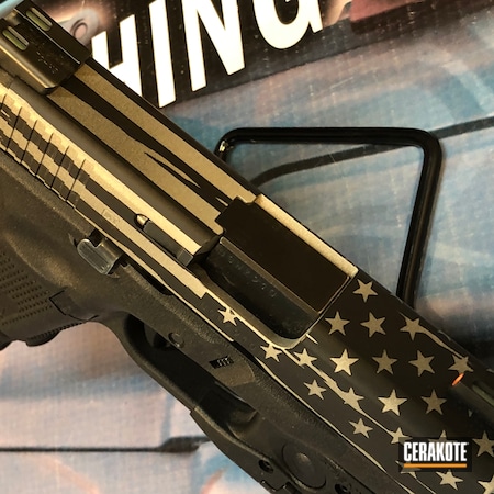 Powder Coating: Graphite Black H-146,Glock,Glock 26,S.H.O.T,Pistol,Shimmer Aluminum H-158,Patriotic,American Flag
