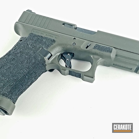 Powder Coating: Glock,S.H.O.T,Pistol,G17,MAGPUL® O.D. GREEN H-232,Custom Glock