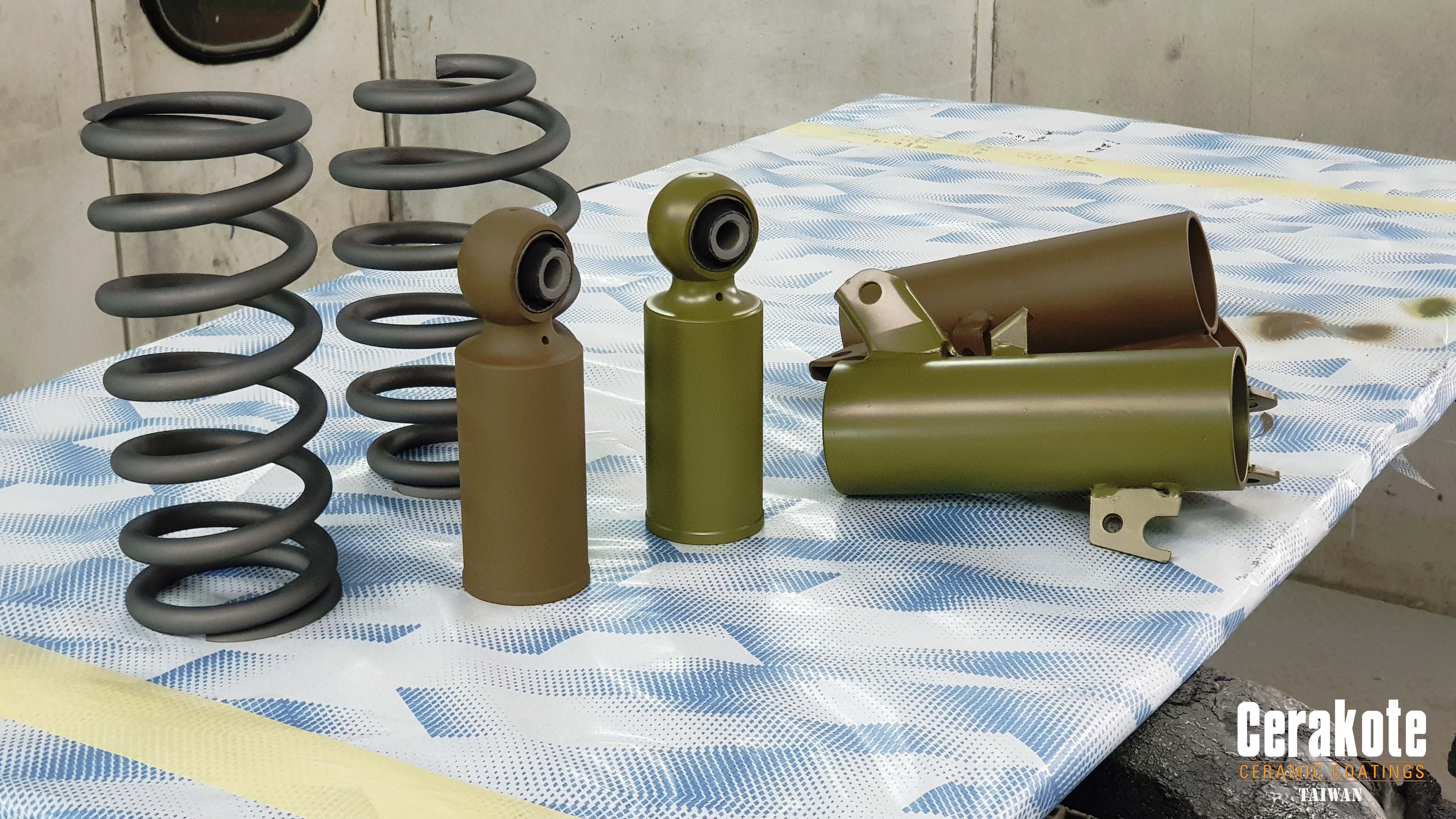 Race Sprint Car Shock Absorbers with H-267, H-189 and H-227 | Cerakote