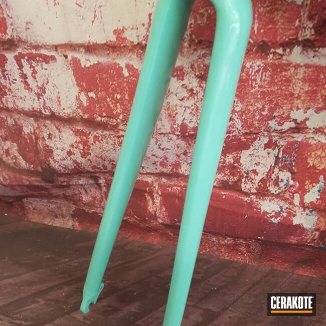 Cerakoted Color Matched Bicycle Fork In H-175 And Mc-160