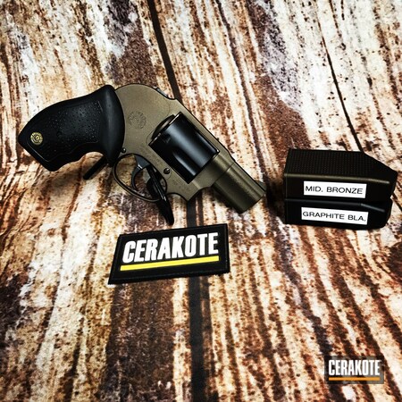 Powder Coating: Graphite Black H-146,Midnight Bronze H-294,S.H.O.T,Revolver,Taurus