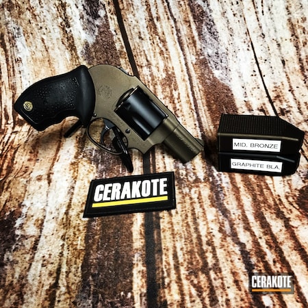 Powder Coating: Graphite Black H-146,Midnight Bronze H-294,S.H.O.T,Revolver,Taurus