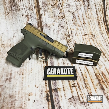 Cerakoted Beretta 9mm Handgun In H-148 And H-236