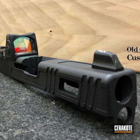 Powder Coating: RMR Cut,Custom Slide,S.H.O.T,Armor Black H-190,Glock 19,Slide Milling