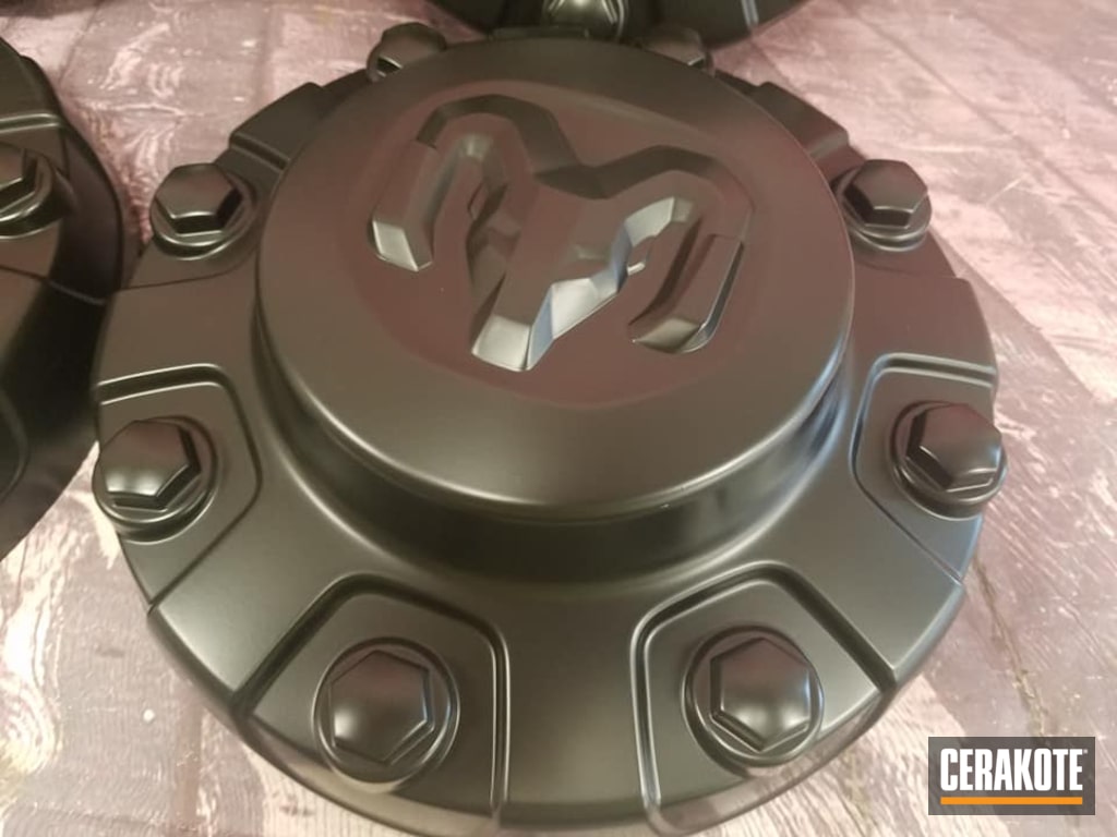 Powder Coat Plastic Center Caps: Durable Style for Your Wheels