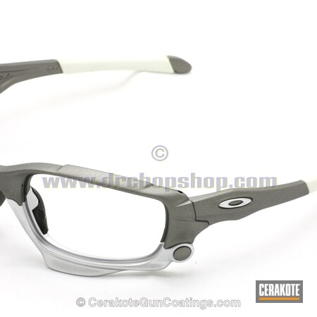 Powder Coating: Sunglasses,Satin Aluminum H-151,Titanium H-170,Oakley