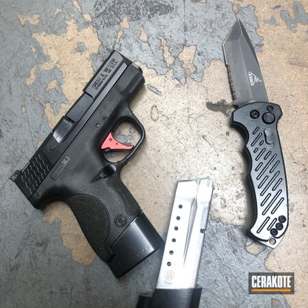 Powder Coating: Smith & Wesson,Gerber,BLACKOUT E-100,M&P Shield,S.H.O.T,Handguns,Pistol,Knife,Hyve,Folding Knife