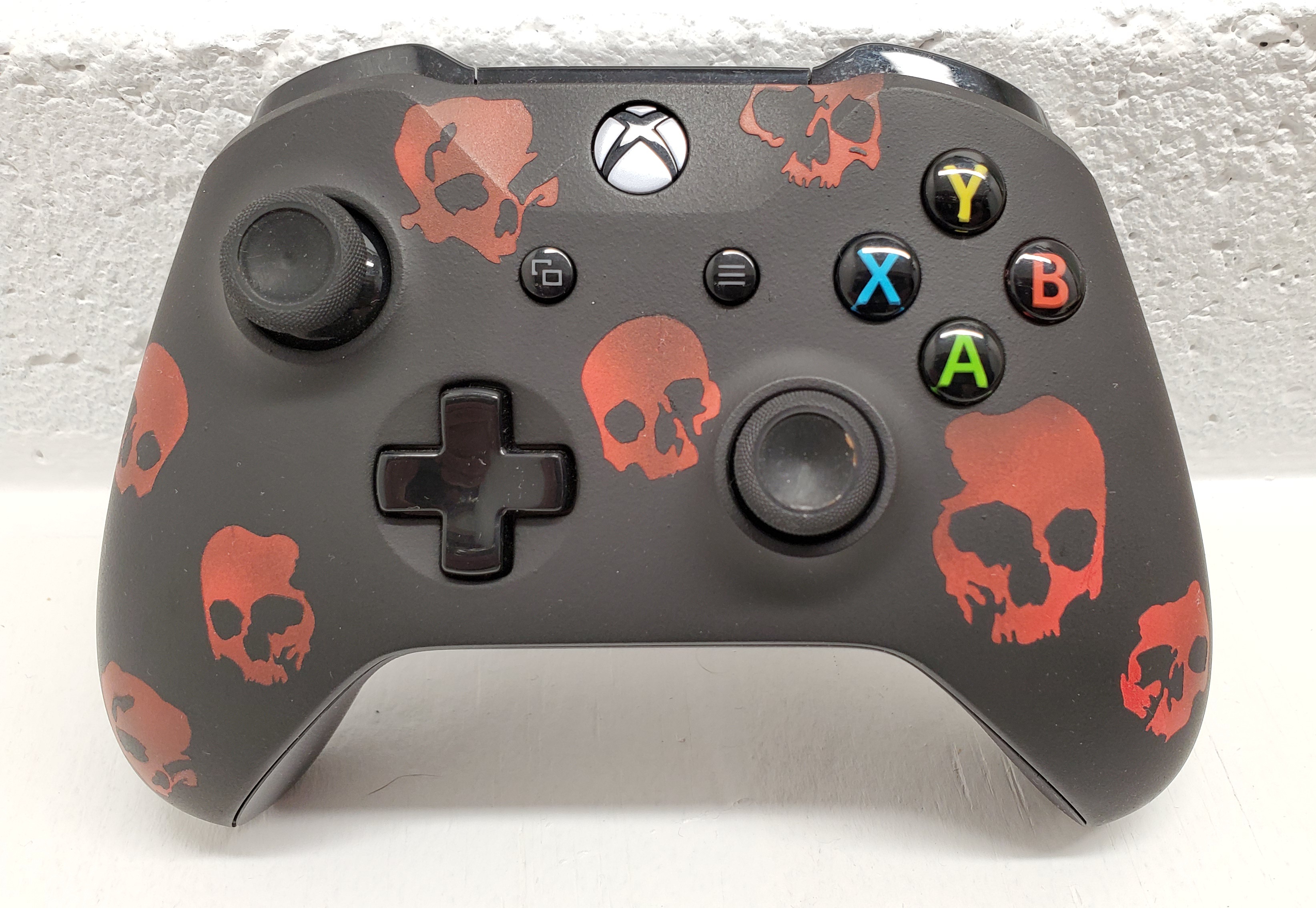 Skull Controllers Skull Themed Xbox Controller with USMC Red | Cerakote