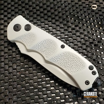 Schrade Knife Coated Using Snow White