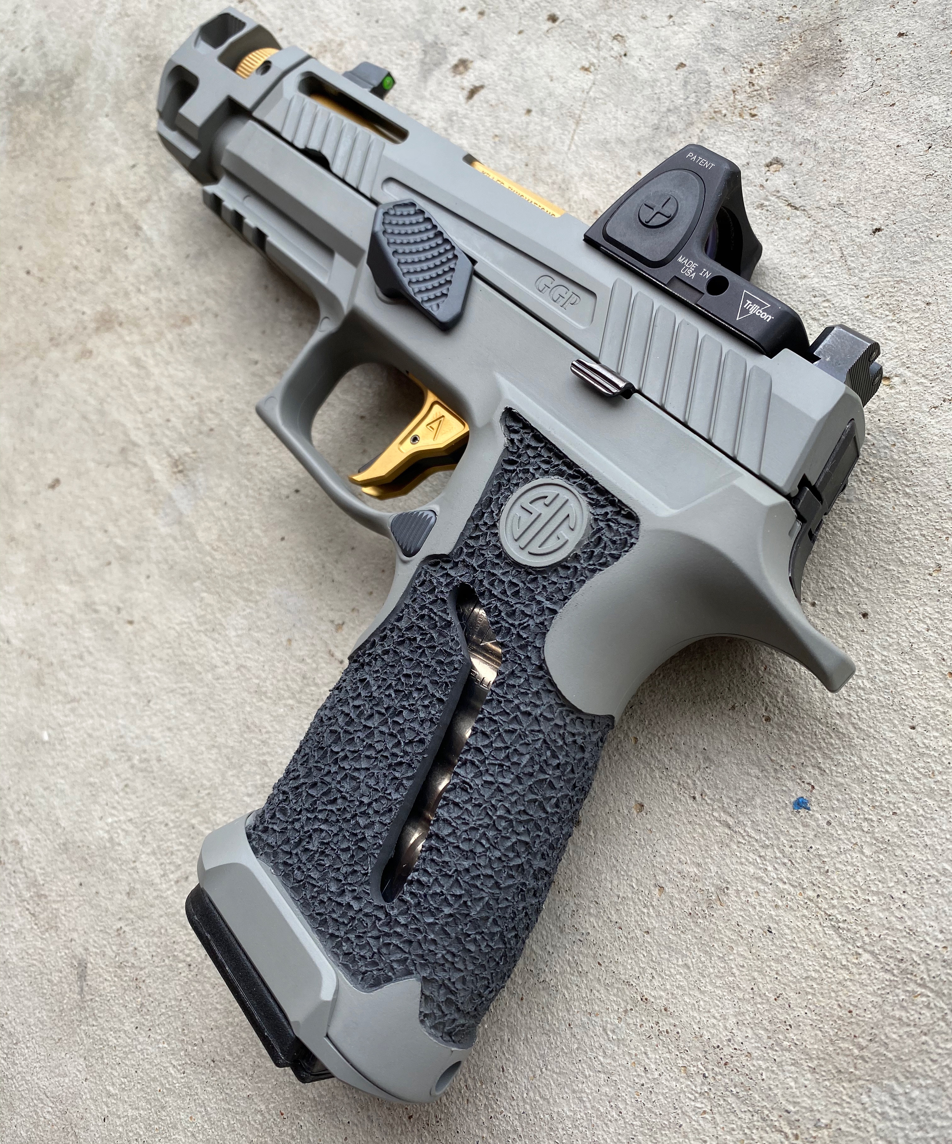 Custom SIG Sauer P320 Cerakoted using Sniper Grey | Cerakote