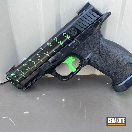 Powder Coating: Graphite Black H-146,Smith & Wesson,S.H.O.T,Pistol,Predator,PARAKEET GREEN H-331