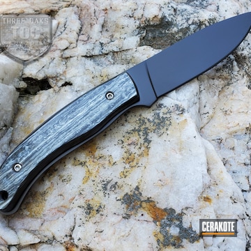 Hunting Knife Cerakoted Using Graphite Black